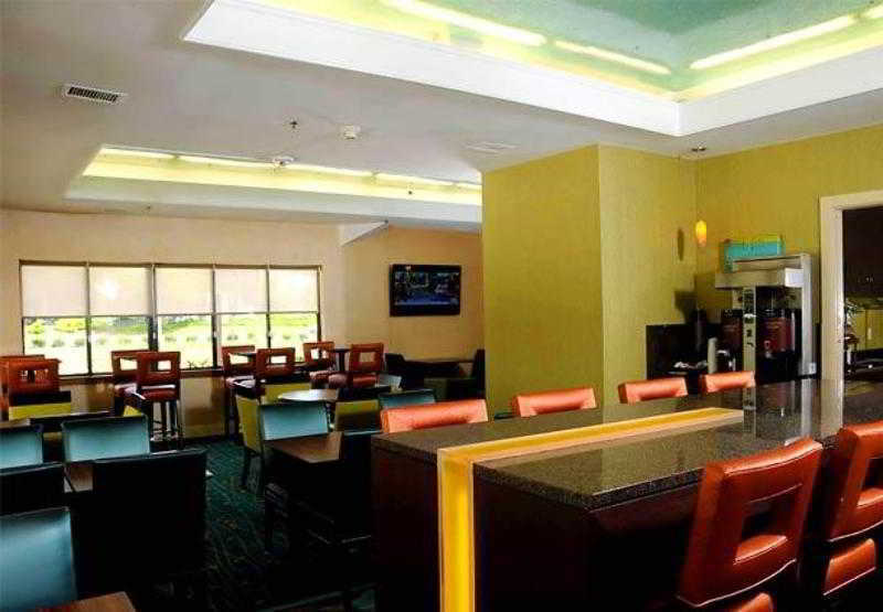 Residence Inn By Marriott Herndon Reston Ресторант снимка