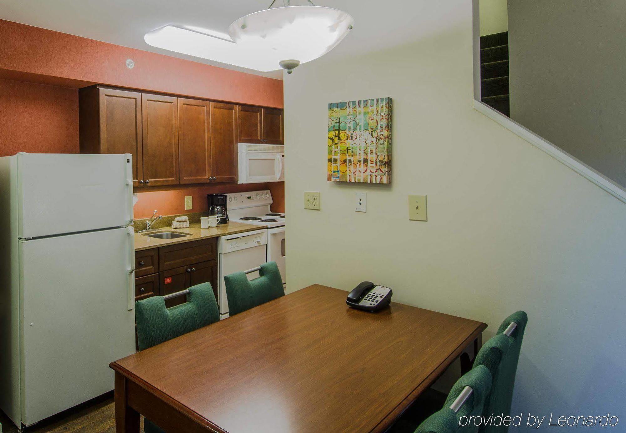 Residence Inn By Marriott Herndon Reston Екстериор снимка