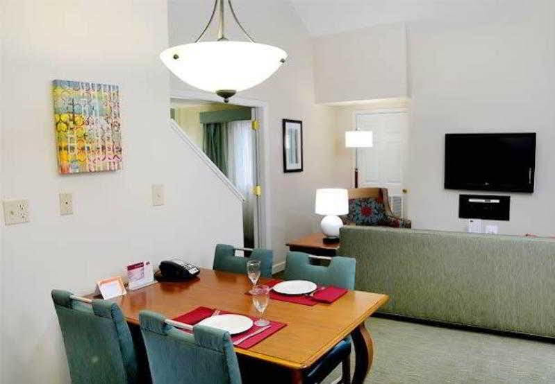 Residence Inn By Marriott Herndon Reston Екстериор снимка