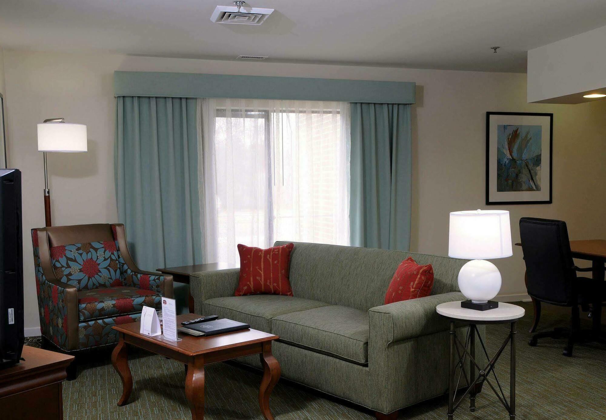 Residence Inn By Marriott Herndon Reston Стая снимка